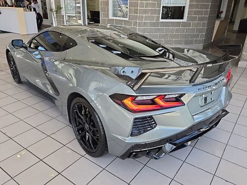 Used 2023 Chevrolet Corvette Stingray Premium Cpe w/ Stealth Interior Trim Package RWD image 6