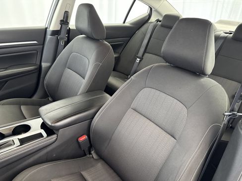 Used 2023 Nissan Altima 2.5 SV image 8