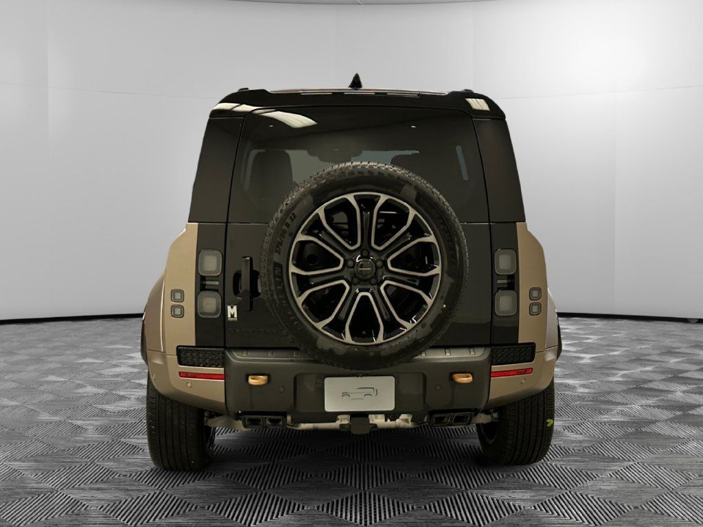 New 2026 Land Rover Defender 110 OCTA AWD/4WD image 4