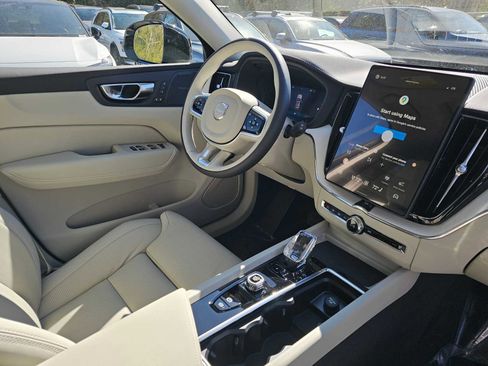 New 2026 Volvo XC60 T8 Ultra w/ Protection Package Premier AWD/4WD image 10