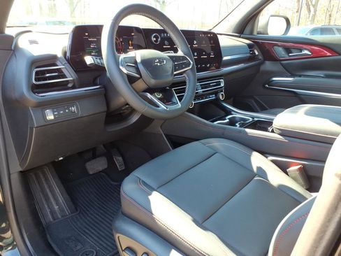 Used 2026 Chevrolet Traverse Z71 w/ Driver Confidence Package image 14