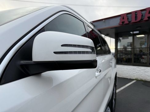 Used 2014 Mercedes-Benz GL 450 GL 450 4MATIC AWD 4dr SUV image 25