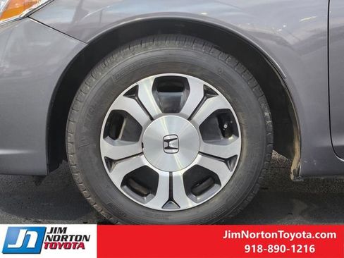 Used 2015 Honda Civic Hybrid Sedan image 13