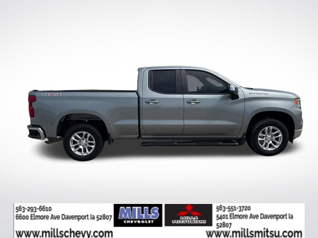 Used 2023 Chevrolet Silverado 1500 LT AWD/4WD image 6