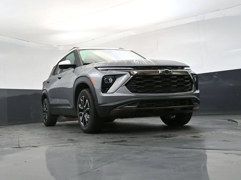 Used 2024 Chevrolet TrailBlazer ACTIV w/ Convenience Package AWD/4WD image 25
