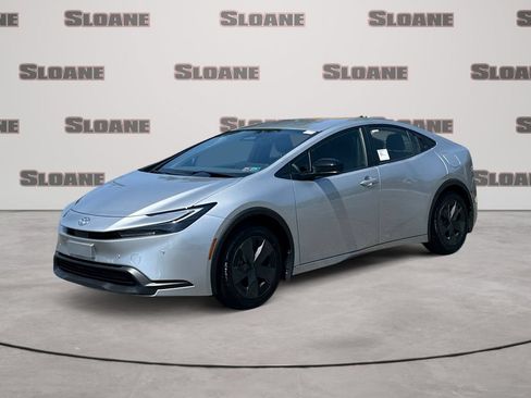 New 2026 Toyota Prius LE FWD image 1