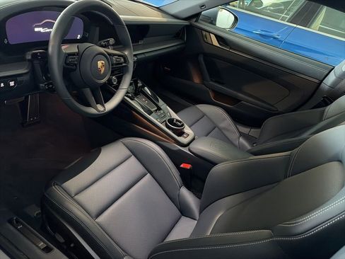 Certified 2025 Porsche 911 Carrera RWD image 1