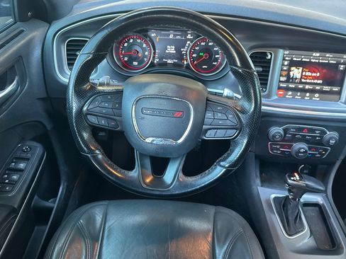 Used 2020 Dodge Charger GT RWD image 13