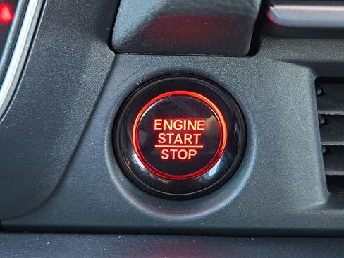 Certified 2023 Honda Pilot Touring image 25