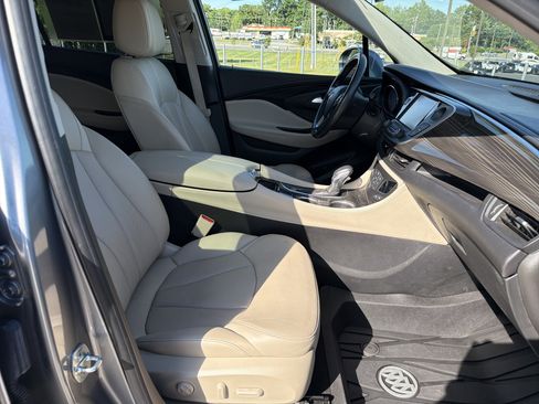 Used 2020 Buick Envision Essence w/ Experience Buick Package FWD image 33