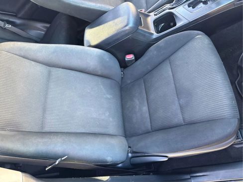 Used 2016 Toyota RAV4 LE image 33