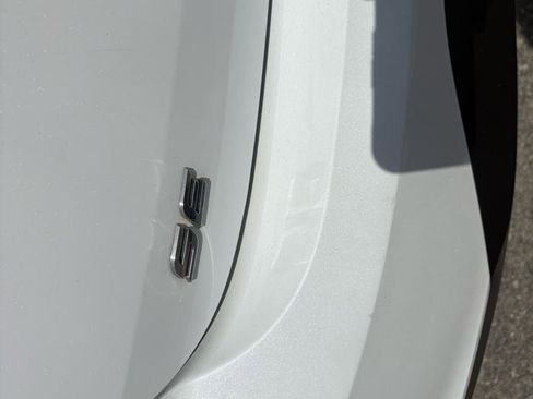 Used 2019 Hyundai Elantra SE w/ Cargo Package FWD image 9