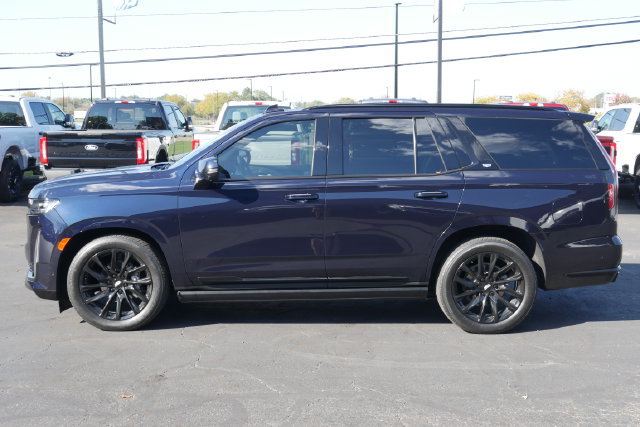 Used 2024 Cadillac Escalade Sport w/ LPO, ONYX Package AWD/4WD image 9