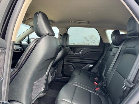 New 2025 Lincoln Corsair FWD image 10