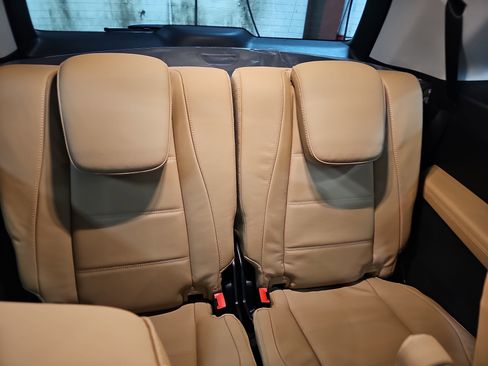 New 2026 Mercedes-Benz GLS 450 4MATIC image 13