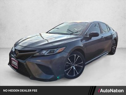 Used 2019 Toyota Camry SE w/ Protection Package (Q2)