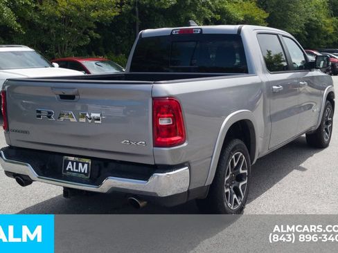 Used 2025 RAM 1500 Laramie AWD/4WD image 5