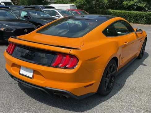 Used 2018 Ford Mustang GT Premium w/ Black Accent Package RWD image 4