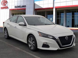 Used 2022 Nissan Altima 2.5 S video 2