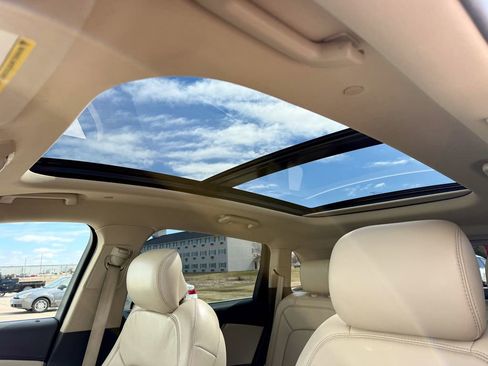 Used 2017 Lincoln MKX Reserve w/ Driver Assistance Package image 35