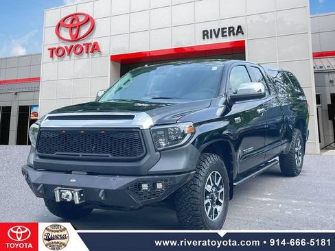 Used 2019 Toyota Tundra Limited w/ Limited Premium Package AWD/4WD image 4