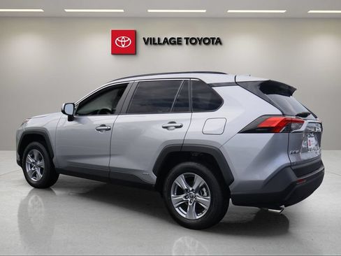 Certified 2025 Toyota RAV4 XLE w/ Convenience Package AWD/4WD image 3