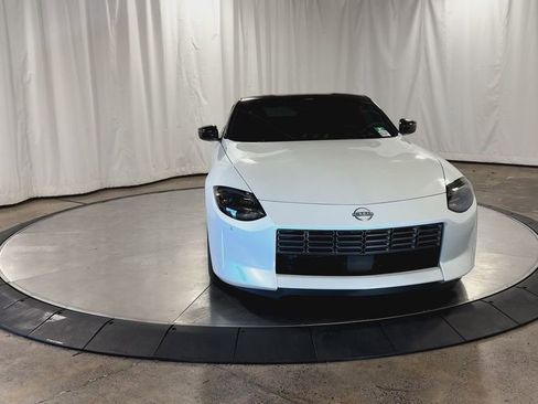 Used 2024 Nissan Z Performance w/ Floor Mat Package image 4
