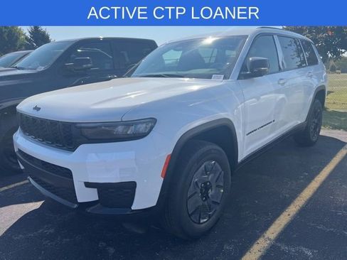 New 2025 Jeep Grand Cherokee L Altitude image 3