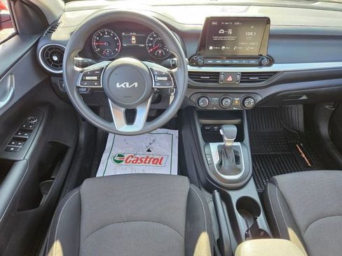 Used 2024 Kia Forte LXS FWD image 11