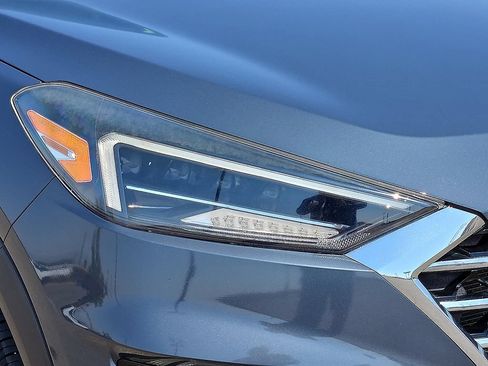 Used 2021 Hyundai Tucson Limited w/ Cargo Package FWD image 8