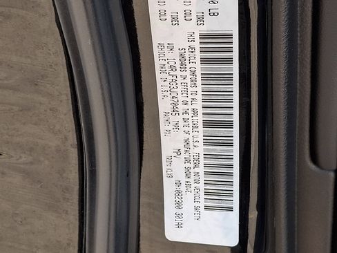 Certified 2018 Jeep Grand Cherokee Altitude image 27