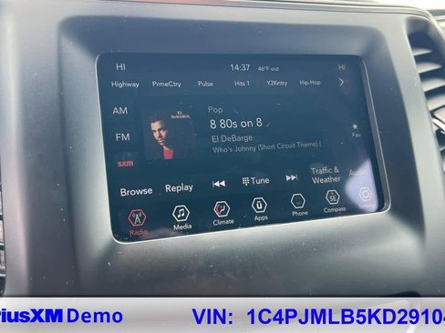 Used 2019 Jeep Cherokee Latitude Plus image 32