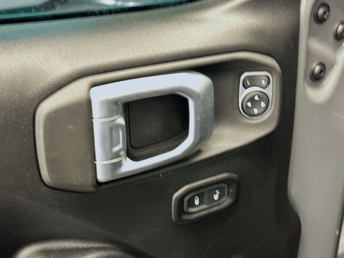 Used 2023 Jeep Wrangler Unlimited Sport image 15