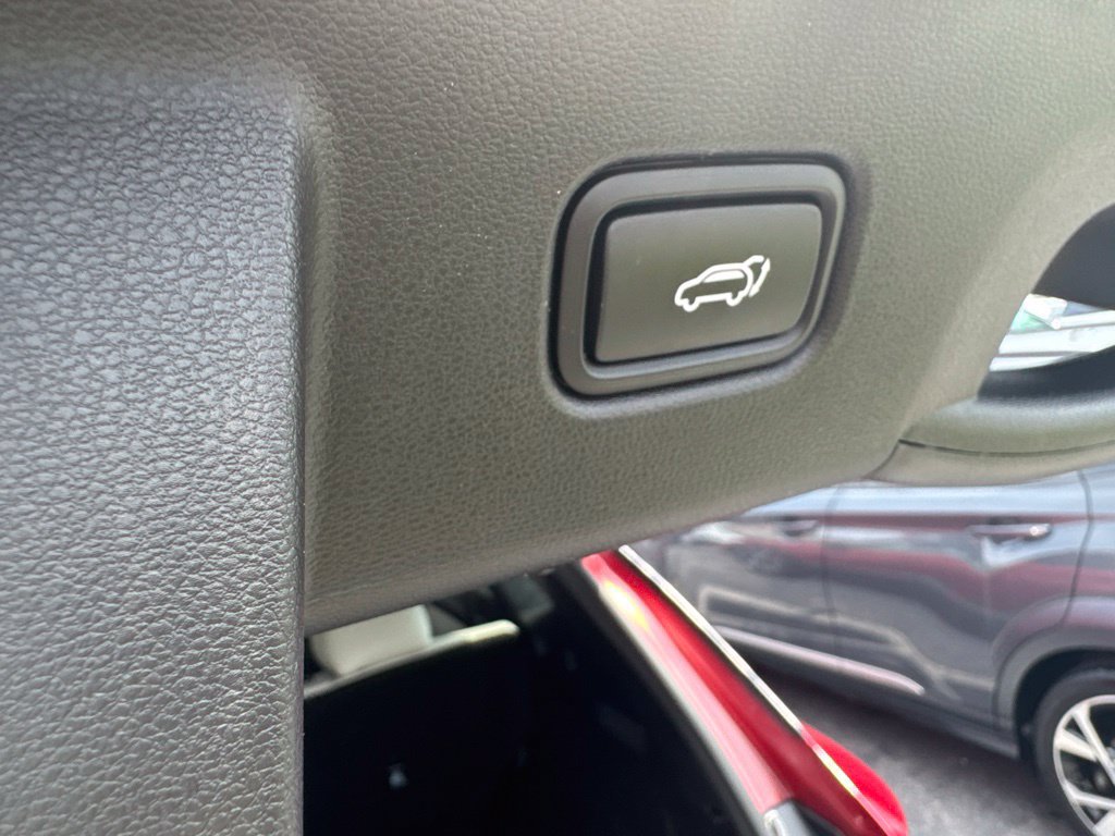 Used 2026 Hyundai Tucson Limited FWD image 17