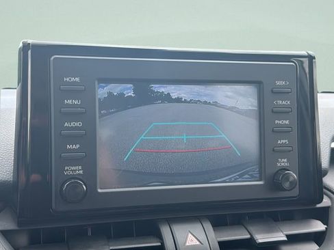 Used 2019 Toyota RAV4 XLE FWD image 29