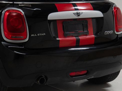 Used 2015 MINI Cooper 2-Door Hardtop image 15