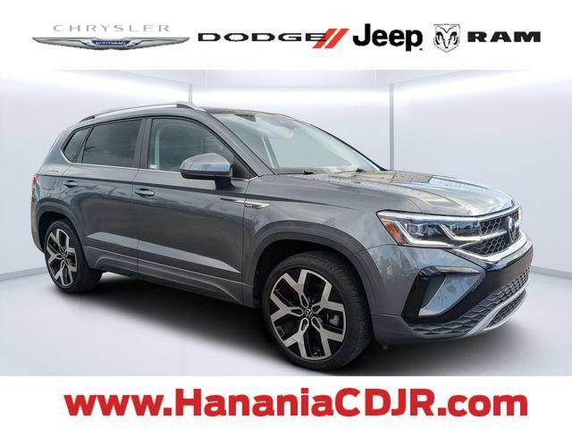 Used 2022 Volkswagen Taos SEL AWD/4WD image 1