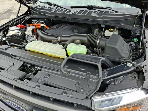 Certified 2023 Ford F150 Lariat AWD/4WD image 32