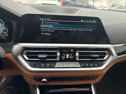 Used 2022 BMW 330e 330e iPerformance w/ Convenience Package image 9