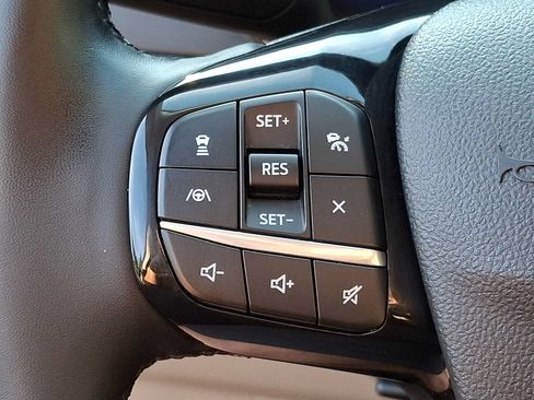 Used 2022 Ford Escape SEL w/ Technology Package AWD/4WD image 18