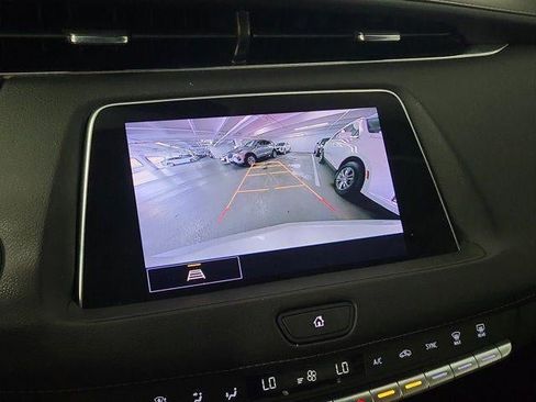 Used 2023 Cadillac XT4 Luxury image 25