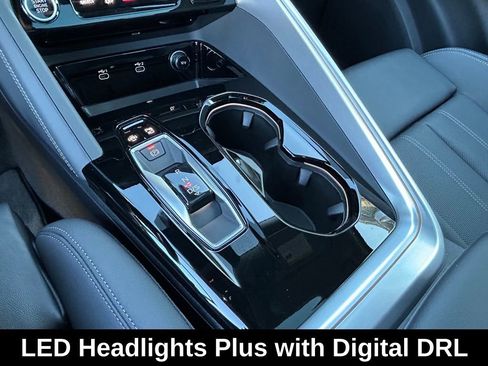 New 2025 Audi Q5 Prestige image 18