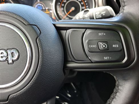 Used 2021 Jeep Wrangler Unlimited Sport AWD/4WD image 21