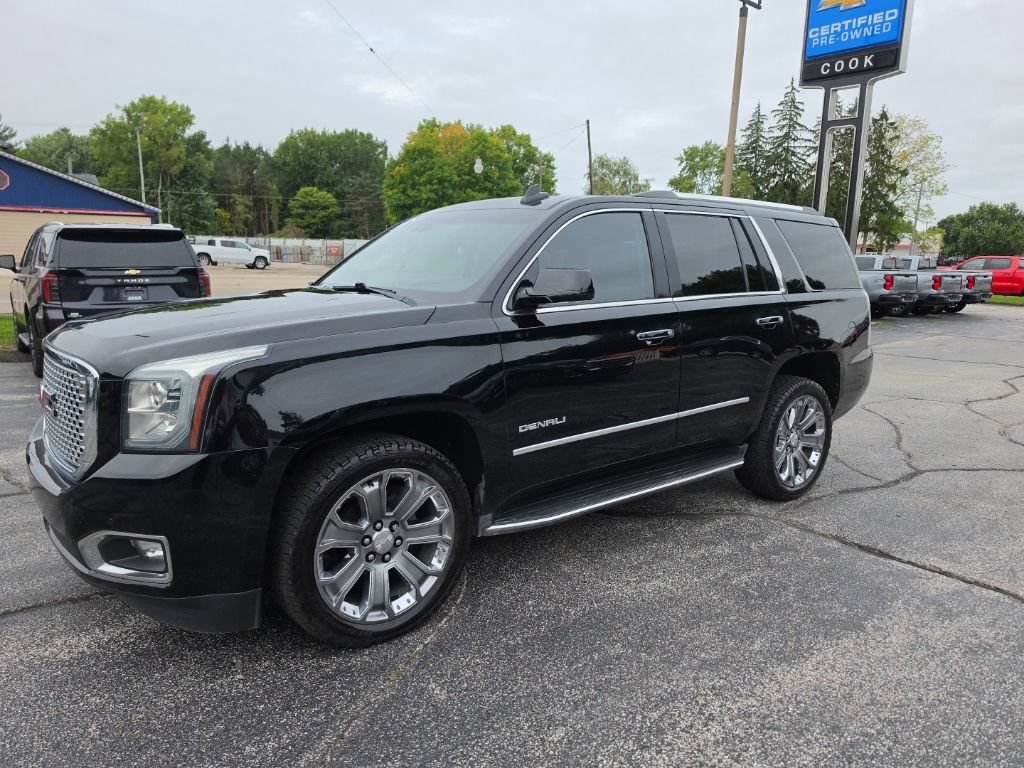 Used 2016 GMC Yukon Denali w/ Open Road Package AWD/4WD image 3