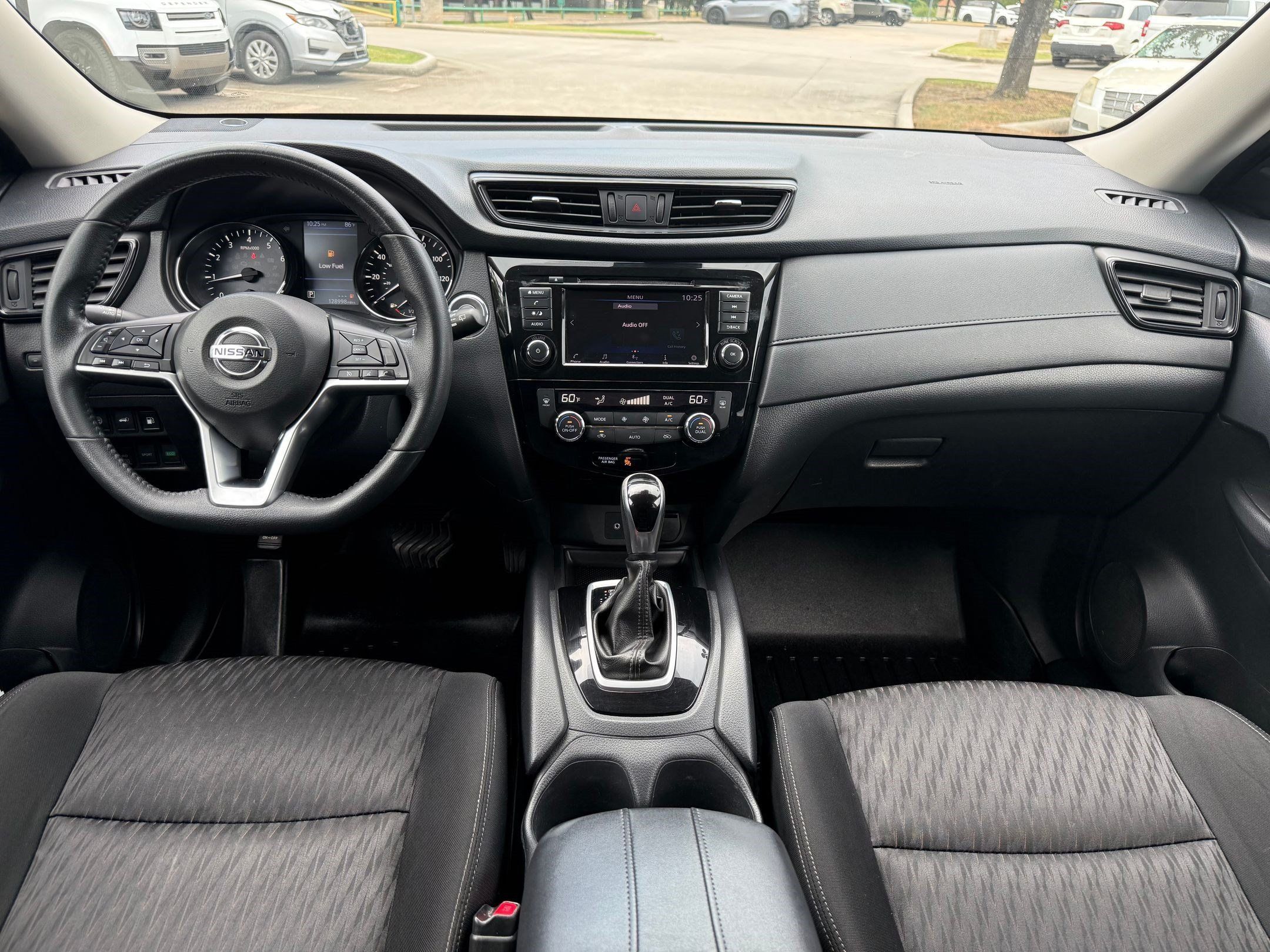 Used 2019 Nissan Rogue SV AWD/4WD image 25