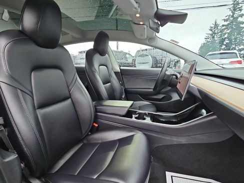 Used 2018 Tesla Model 3 Long Range image 30