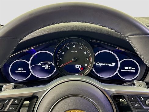 Used 2021 Porsche Cayenne S image 15