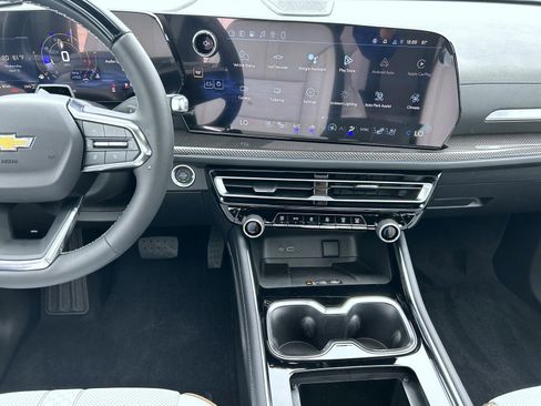 New 2026 Chevrolet Traverse High Country AWD/4WD image 12