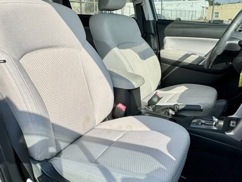 Used 2018 Subaru Forester 2.5i Premium w/ All-Weather Package image 15