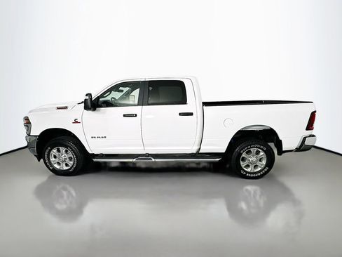 Used 2025 RAM 2500 Big Horn AWD/4WD image 4
